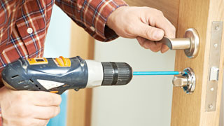 Automotive Locksmith at Lindberg Arlington, Texas